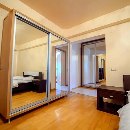 Azzurro 4*
