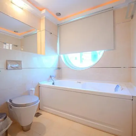 Azzurro 4* Năvodari